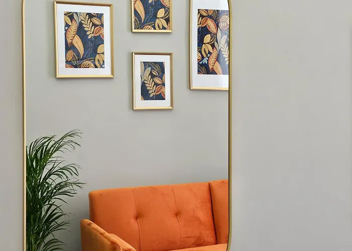 Mira Apartment