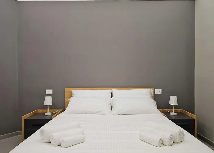 Mira Apartment