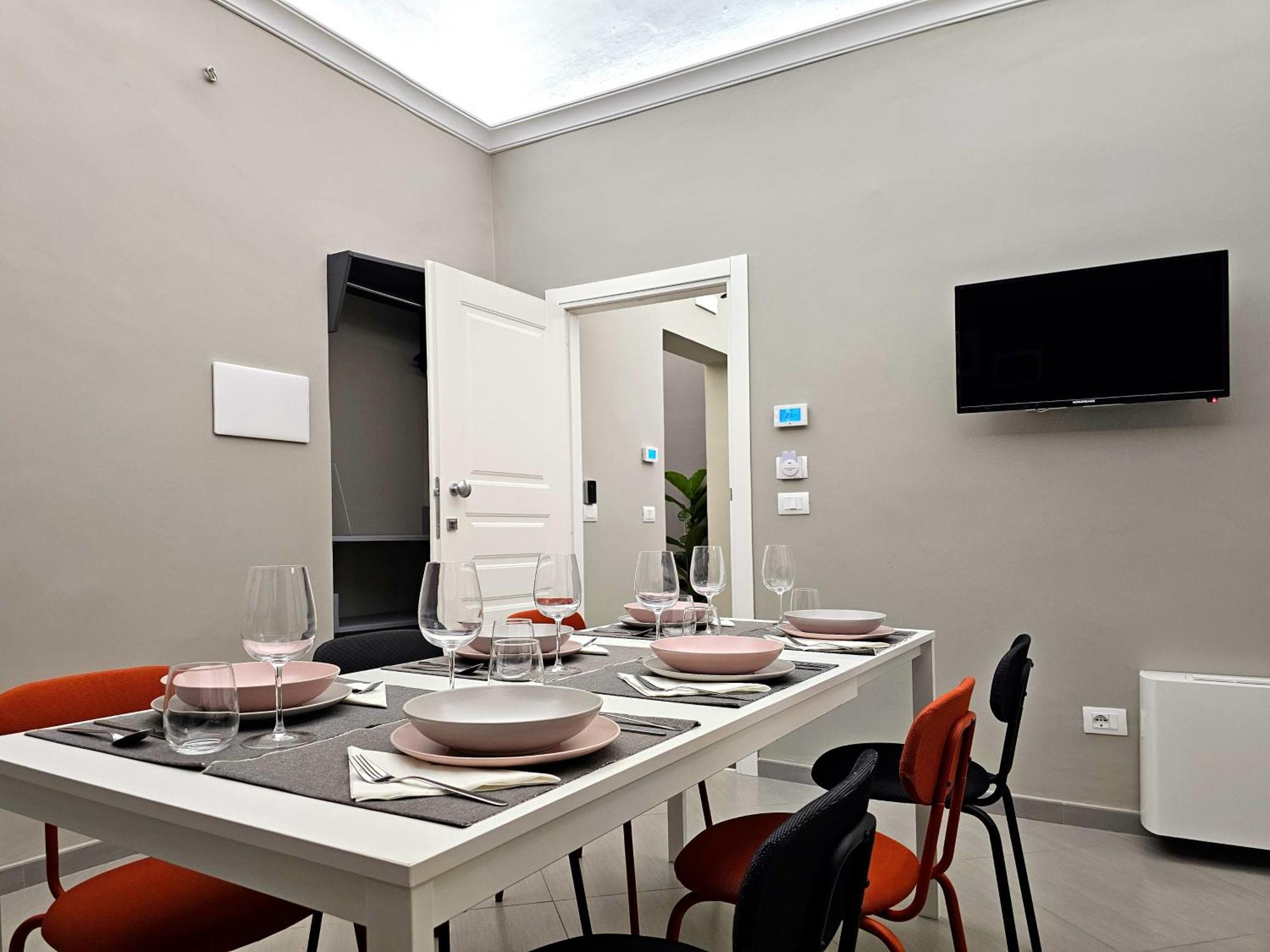 Mira Apartment *